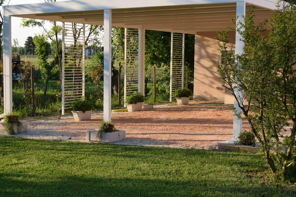 Casa Vacanza E Per Lavoro Tessyhouse 斯皮内亚 外观 照片